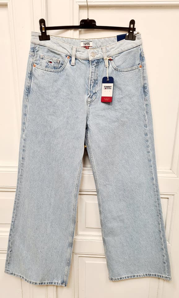 široké jeans Tommy Hilfiger